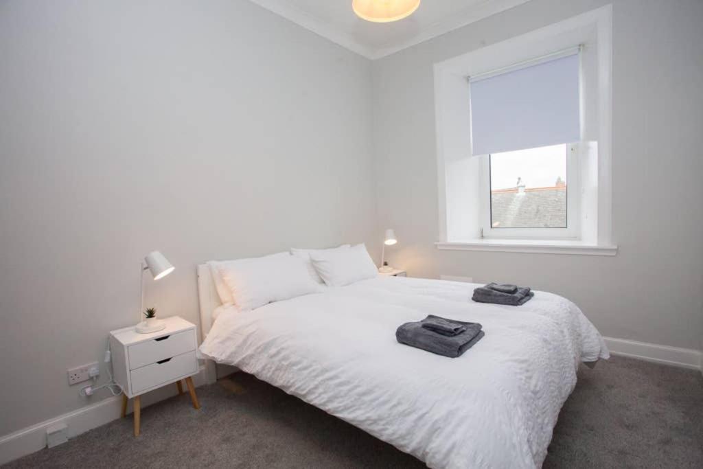 The Warwick Apartment Greenock Eksteriør bilde