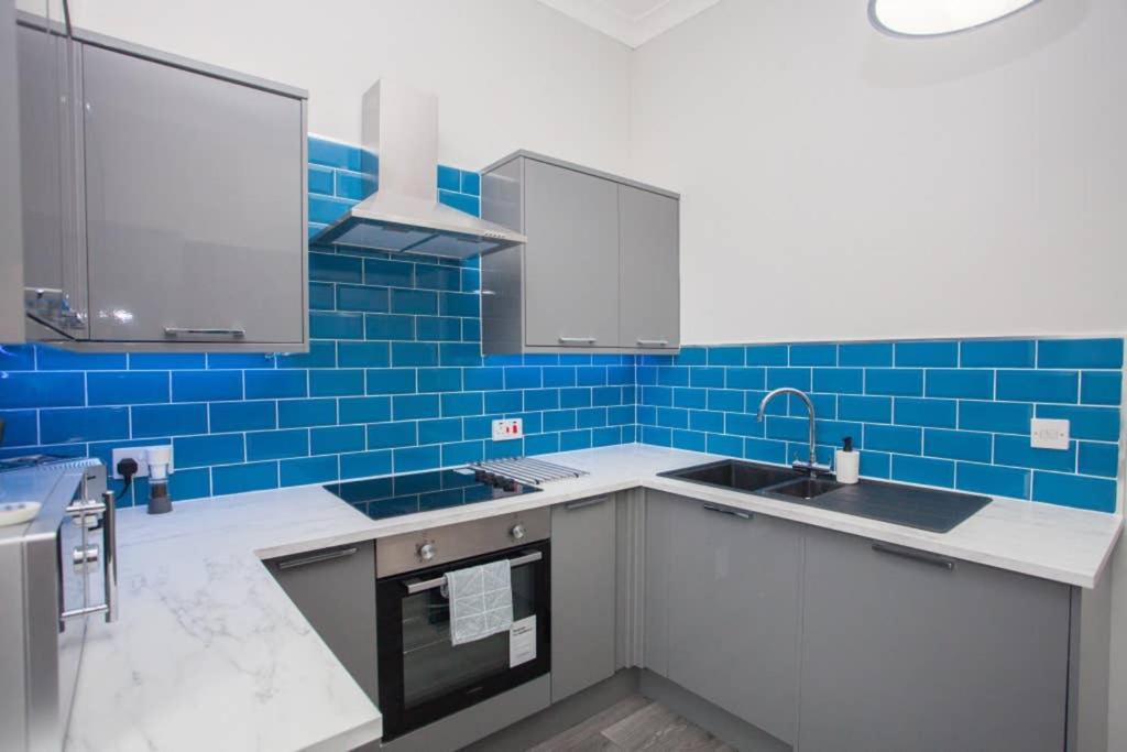 The Warwick Apartment Greenock Eksteriør bilde